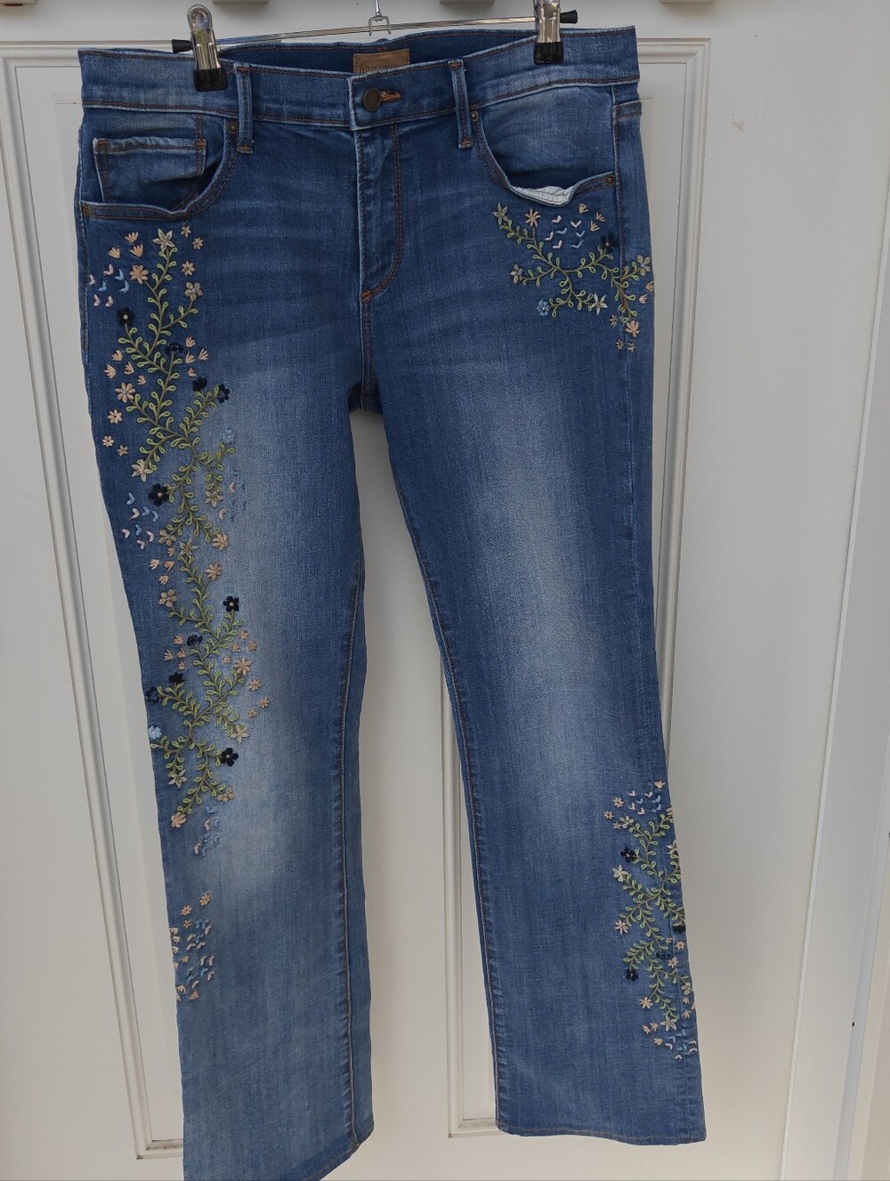 Driftwood Kelly Bootcut Embroidered Jeans 30